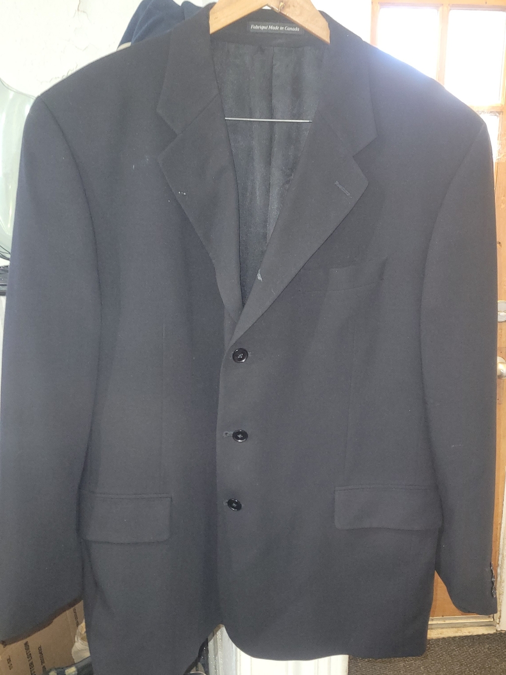 Men's Black Three-Button Blazer